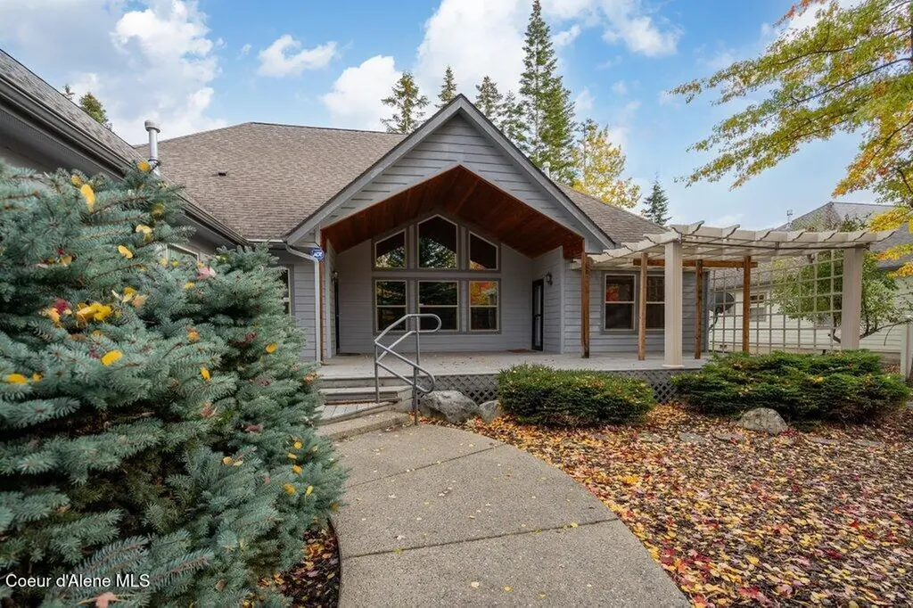 12665 N Shamrock Street Hayden ID 83835