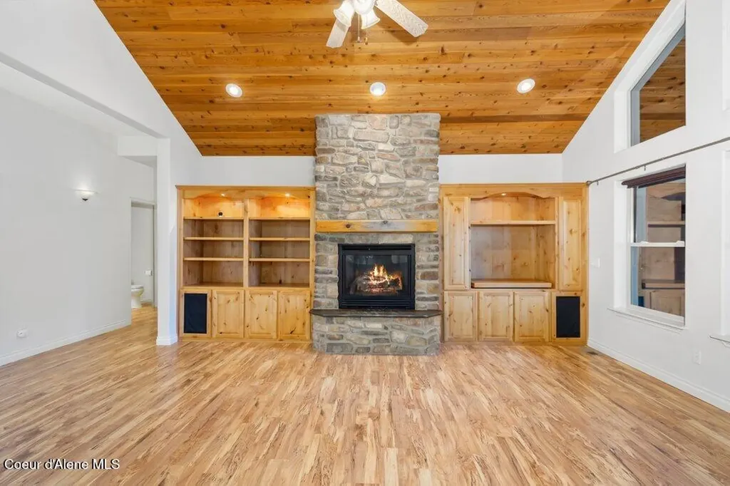 12665 N Shamrock Street Hayden ID 83835