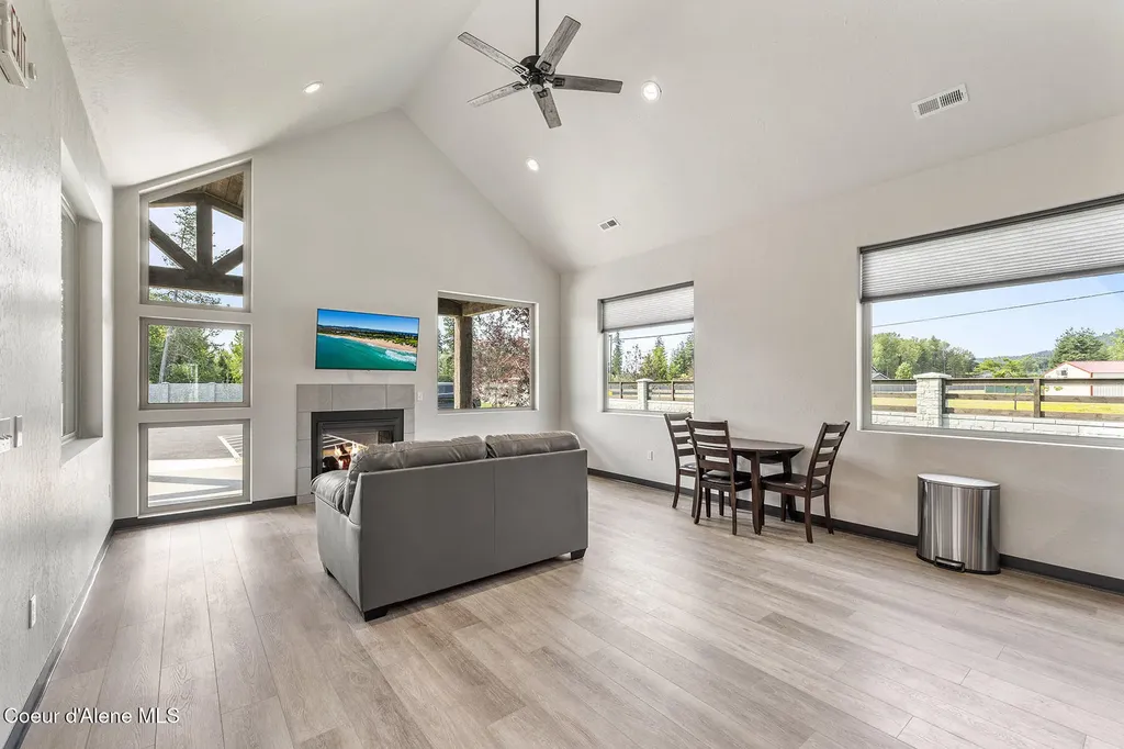 4002 N Boyer Road Unit 110 Sandpoint ID 83864