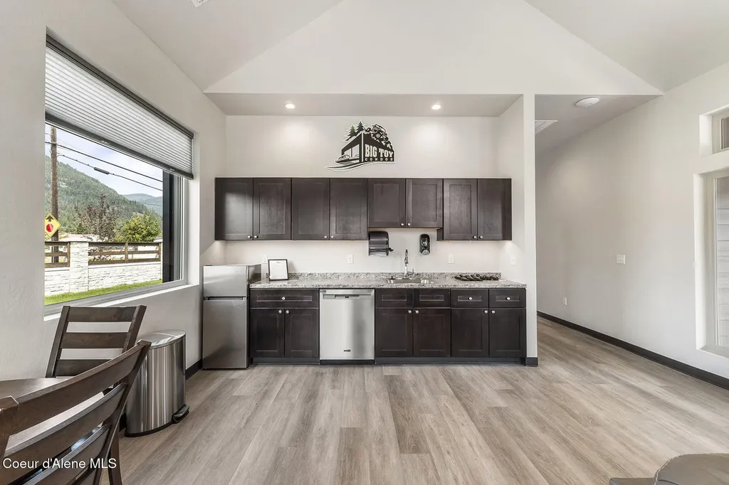 4002 N Boyer Road Unit 107 Sandpoint ID 83864