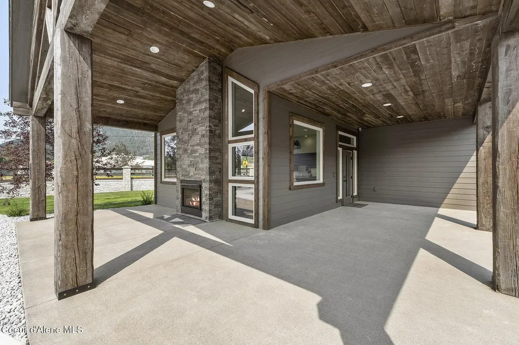 4002 N Boyer Road Unit 303 Sandpoint ID 83864