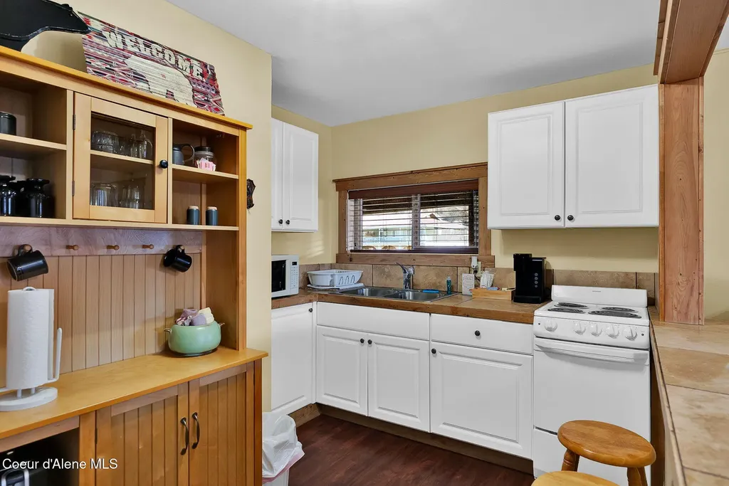 110 N Coeur D'alene Avenue Harrison ID 83833