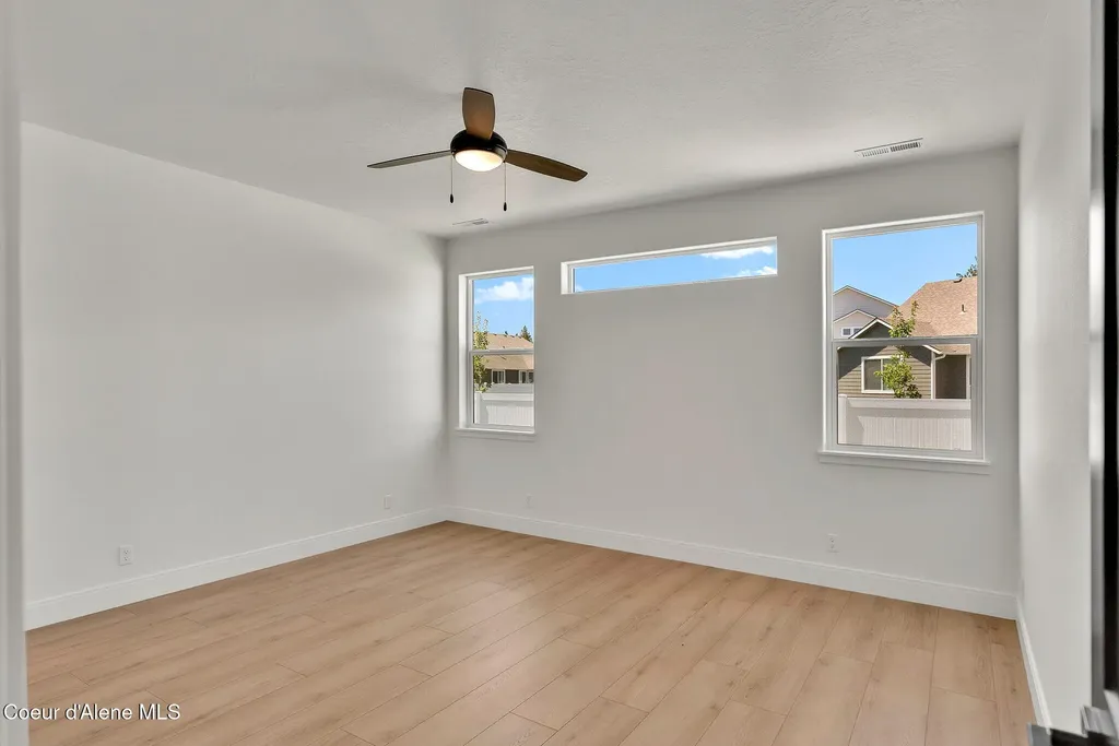 9146 Bedwell Street Rathdrum ID 83858