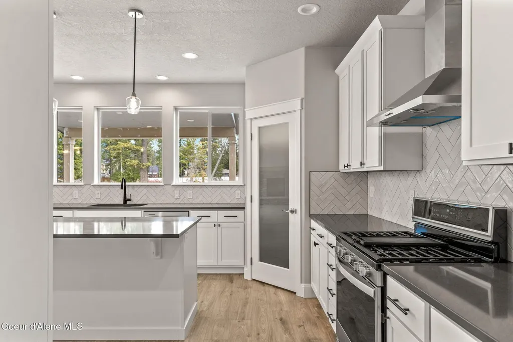 9192 Bedwell Street Rathdrum ID 83858