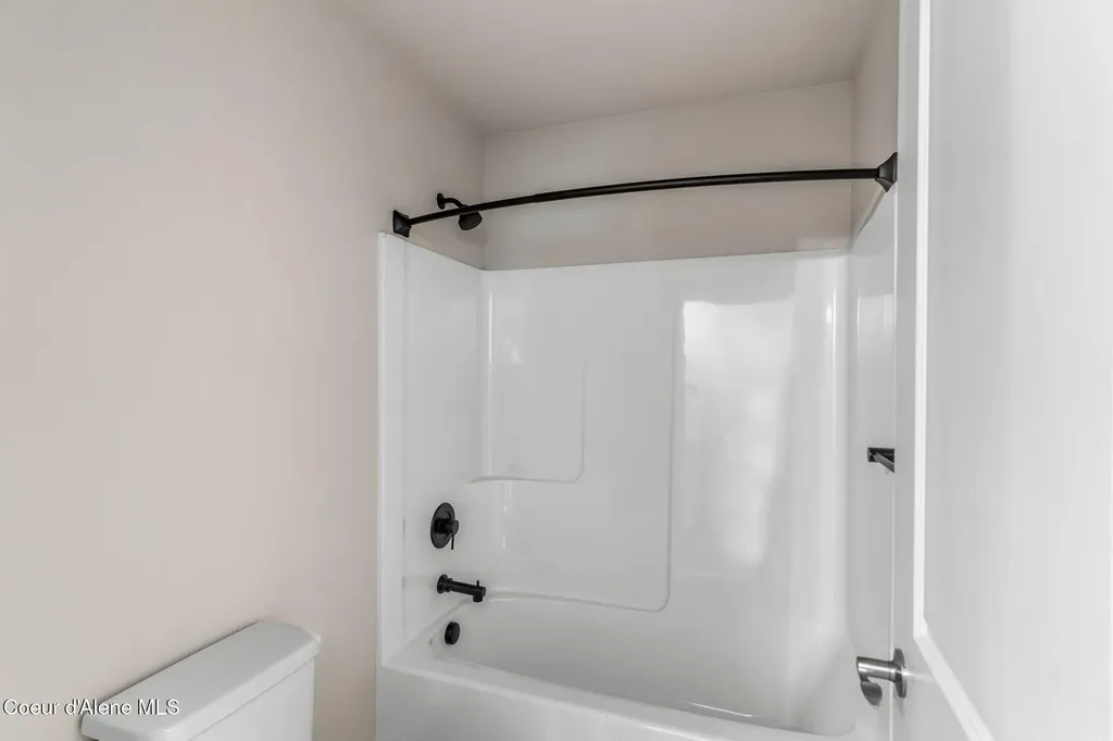 9192 Bedwell Street Rathdrum ID 83858