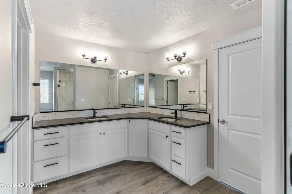9192 Bedwell Street Rathdrum ID 83858
