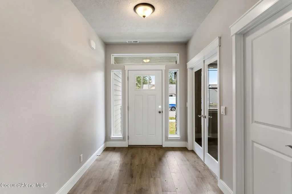 9192 Bedwell Street Rathdrum ID 83858