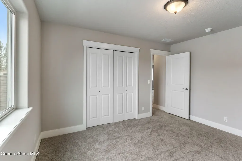 9192 Bedwell Street Rathdrum ID 83858