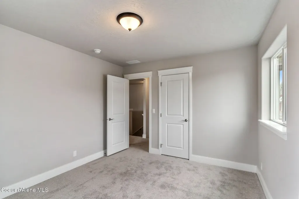 9192 Bedwell Street Rathdrum ID 83858