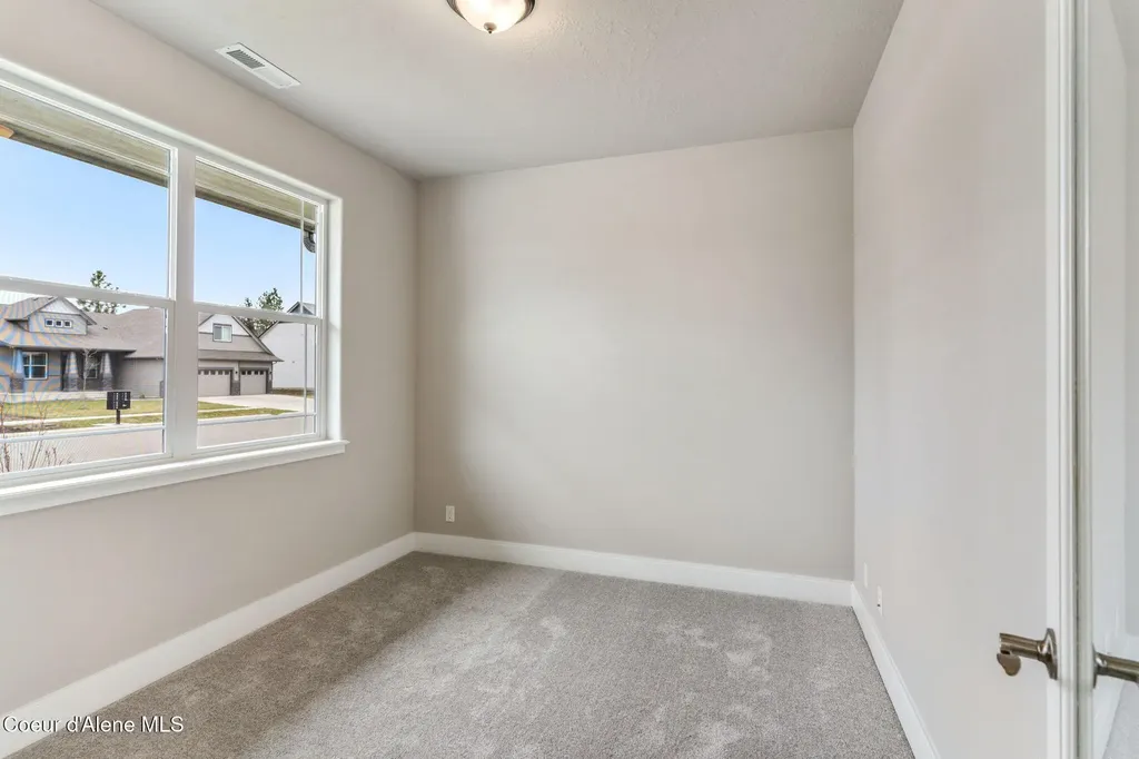 9192 Bedwell Street Rathdrum ID 83858