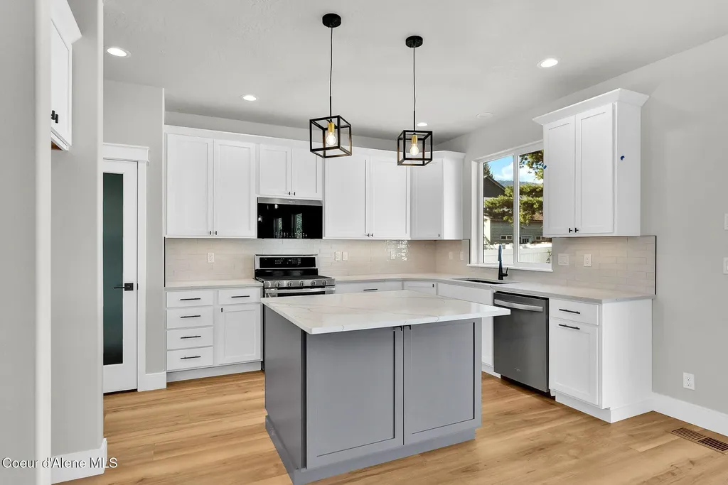 9120 Bedwell Street Rathdrum ID 83858