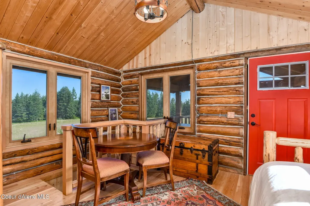 5939 E Burma Road Harrison ID 83833