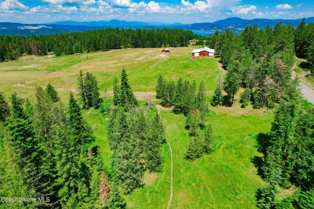 5939 E Burma Road Harrison ID 83833