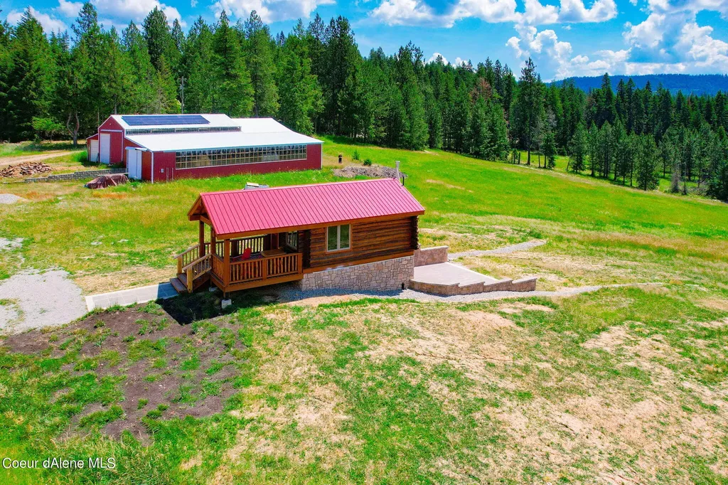 5939 E Burma Road Harrison ID 83833