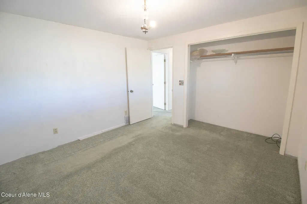 640 Renlow Road Plummer ID 83851