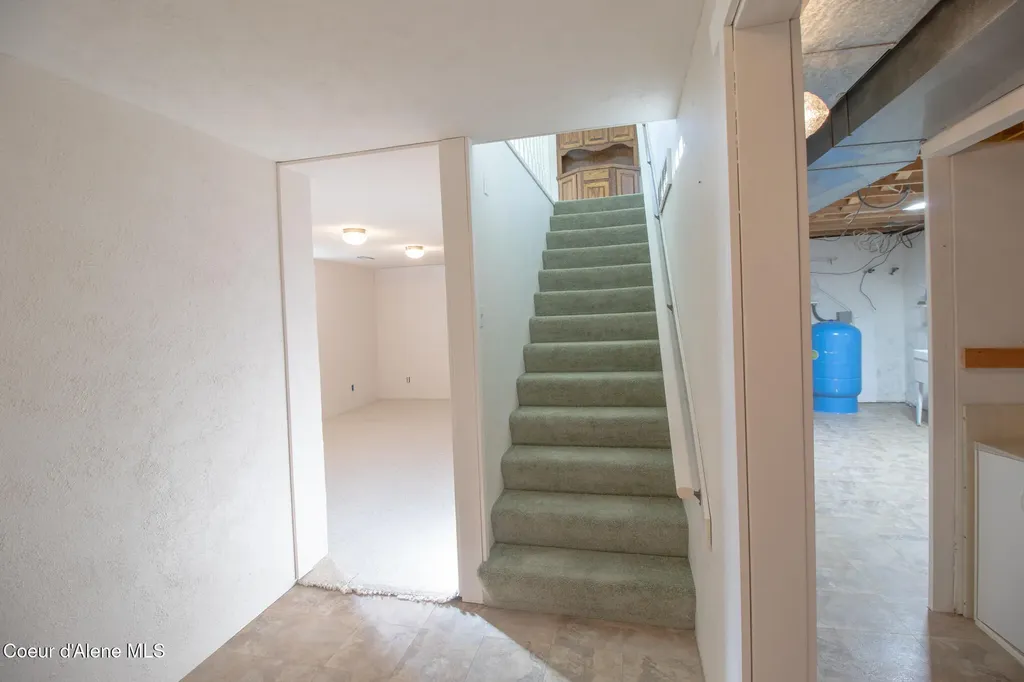 640 Renlow Road Plummer ID 83851