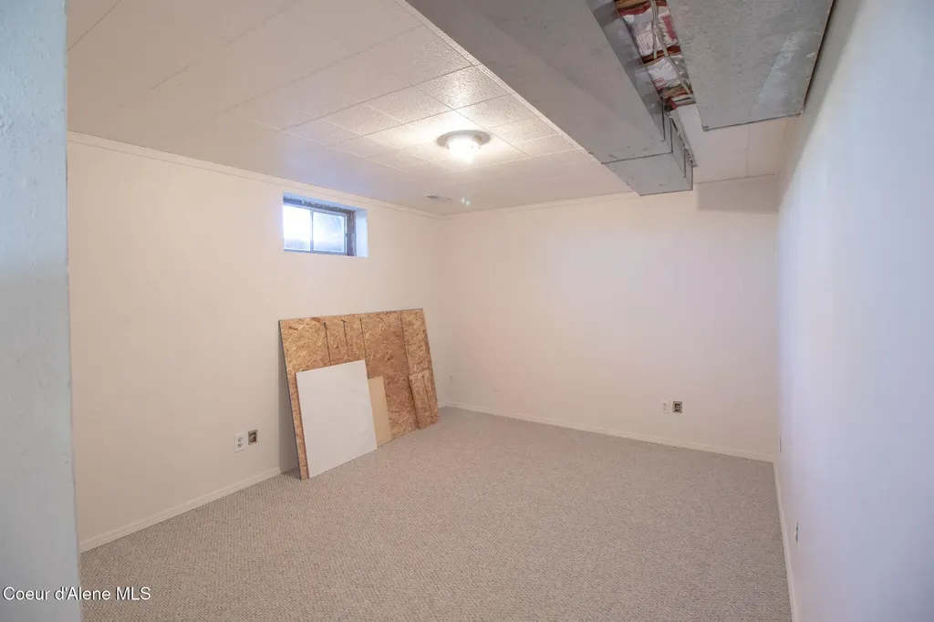 640 Renlow Road Plummer ID 83851