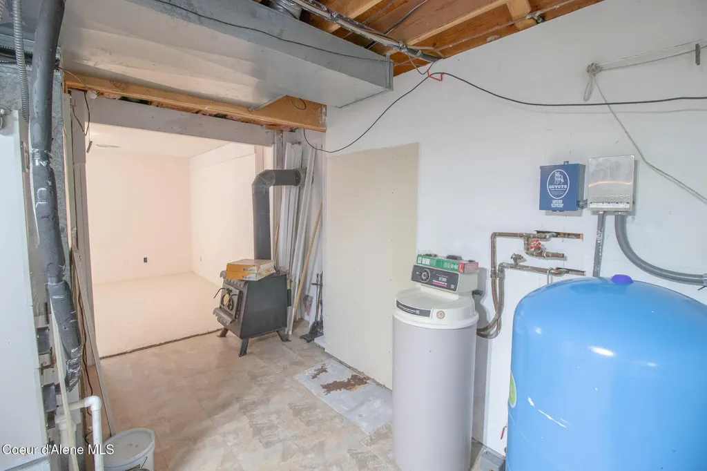 640 Renlow Road Plummer ID 83851