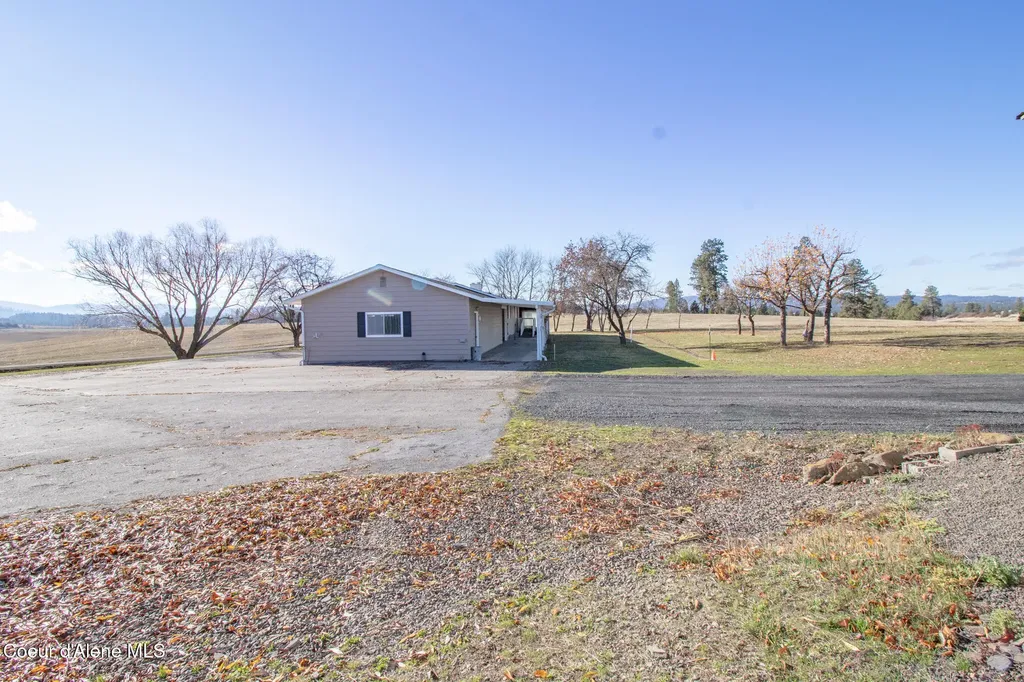 640 Renlow Road Plummer ID 83851