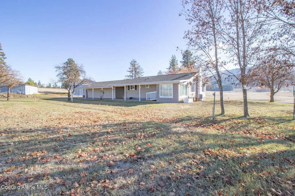 640 Renlow Road Plummer ID 83851