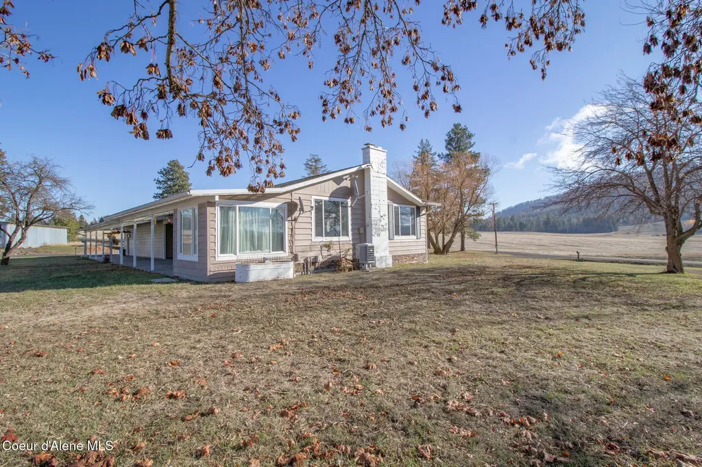 640 Renlow Road Plummer ID 83851