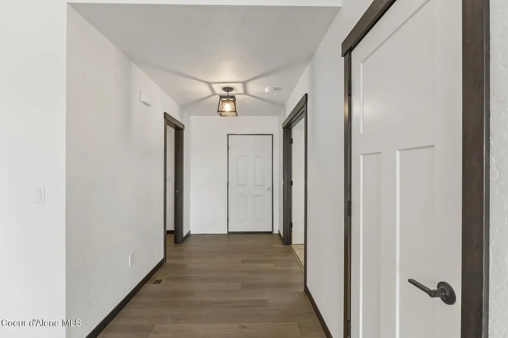 8903 W Swather Avenue Rathdrum ID 83858