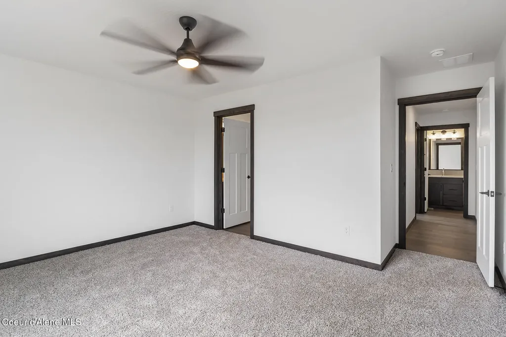 8903 W Swather Avenue Rathdrum ID 83858