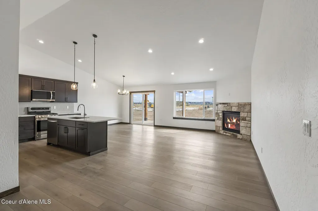 8903 W Swather Avenue Rathdrum ID 83858