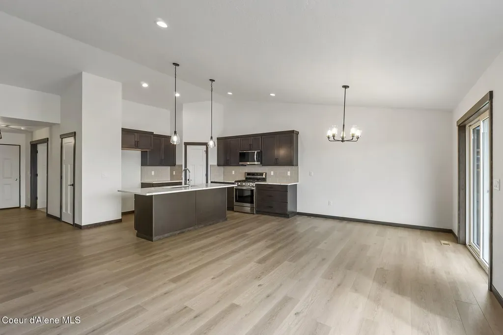 8903 W Swather Avenue Rathdrum ID 83858