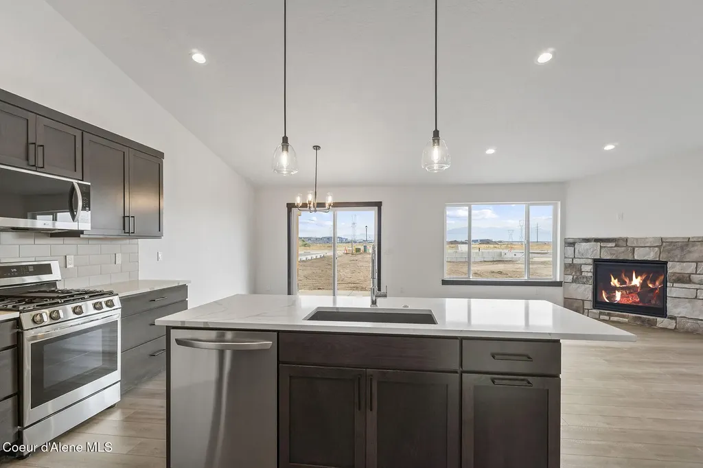 8903 W Swather Avenue Rathdrum ID 83858