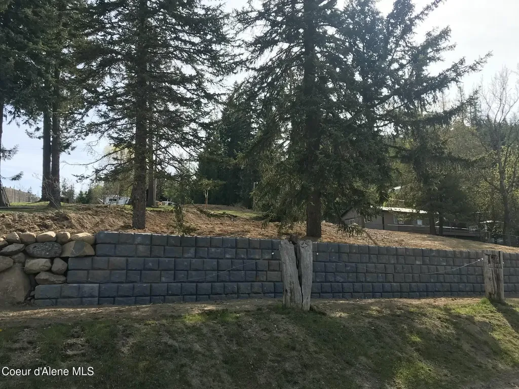 1609 Garfield Bay Road Sagle ID 83860