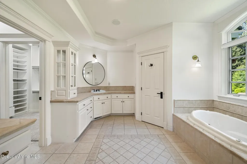 2484 E Woodstone Drive Hayden ID 83835