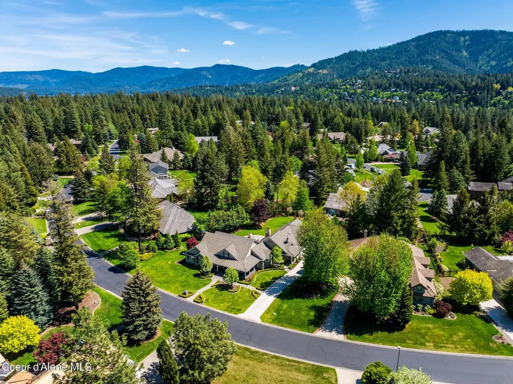 2484 E Woodstone Drive Hayden ID 83835
