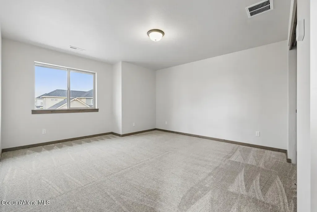 8424 N Snowflake Lane Hayden ID 83835