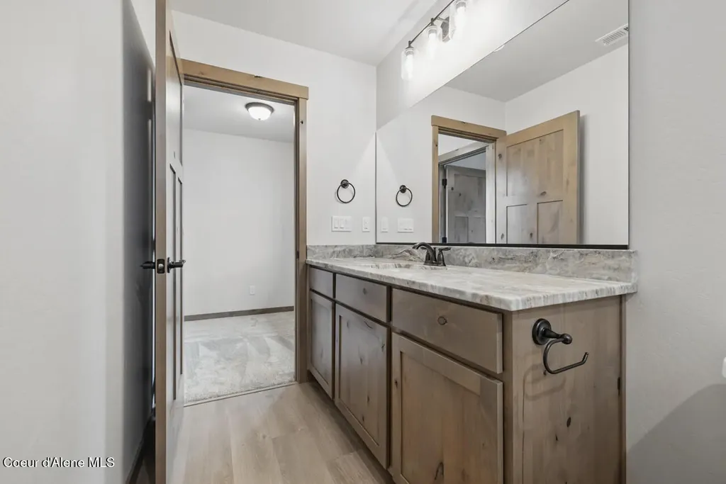 8424 N Snowflake Lane Hayden ID 83835
