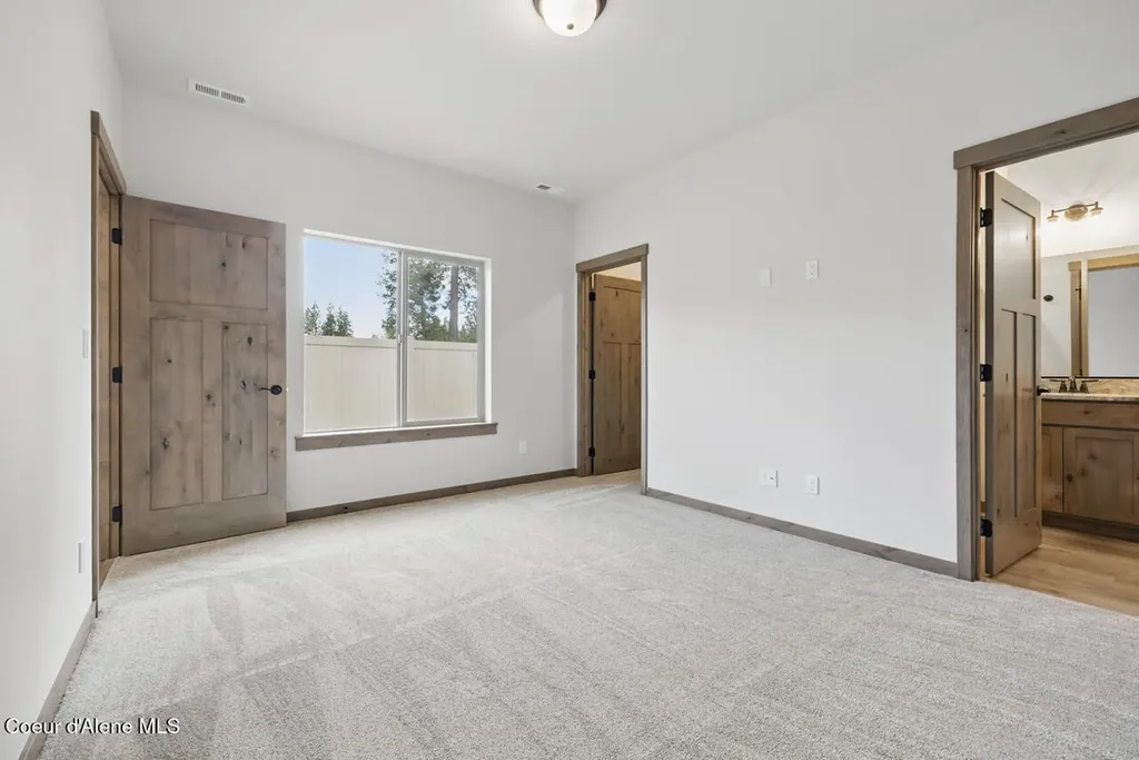 8424 N Snowflake Lane Hayden ID 83835