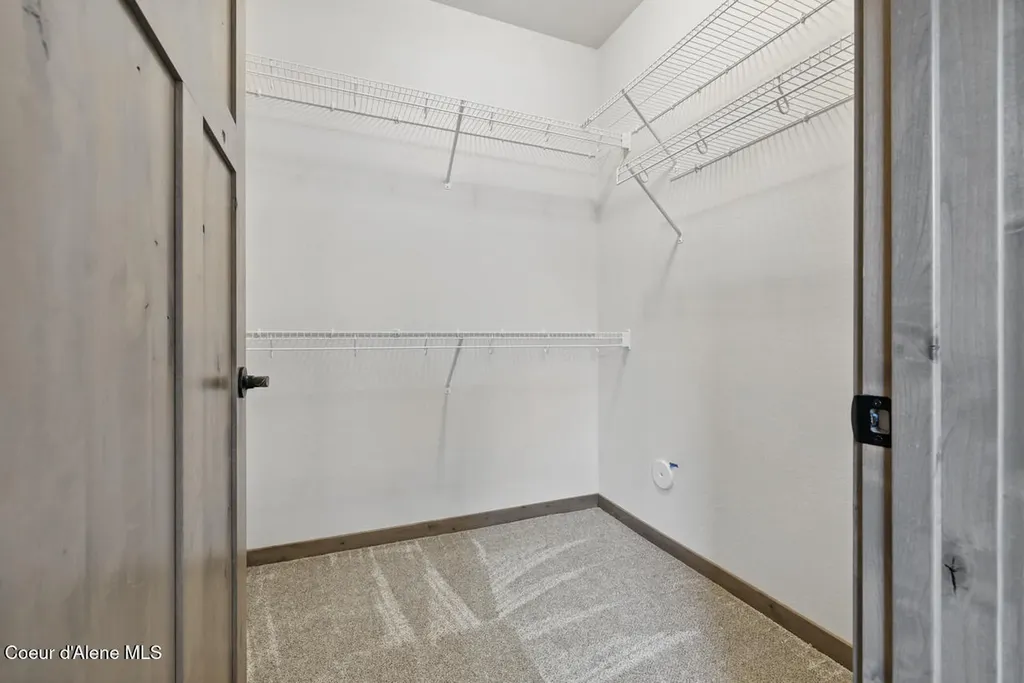 8424 N Snowflake Lane Hayden ID 83835