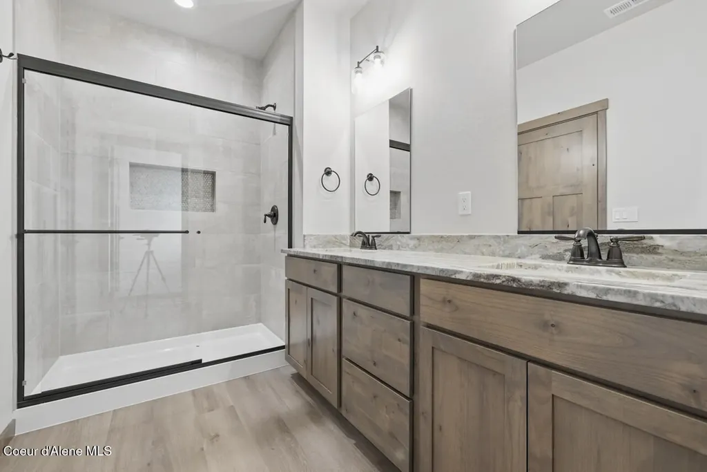 8424 N Snowflake Lane Hayden ID 83835
