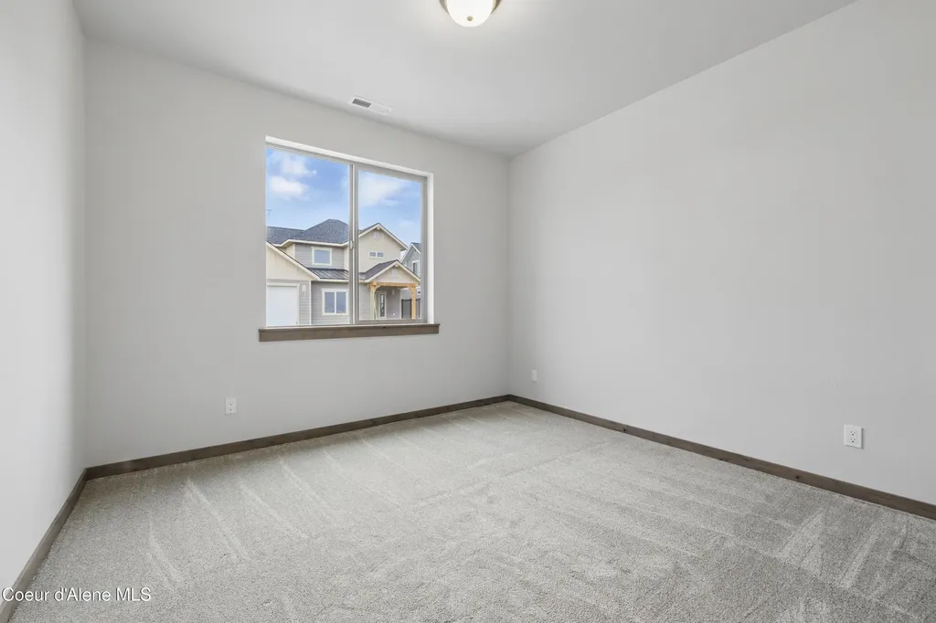 8424 N Snowflake Lane Hayden ID 83835
