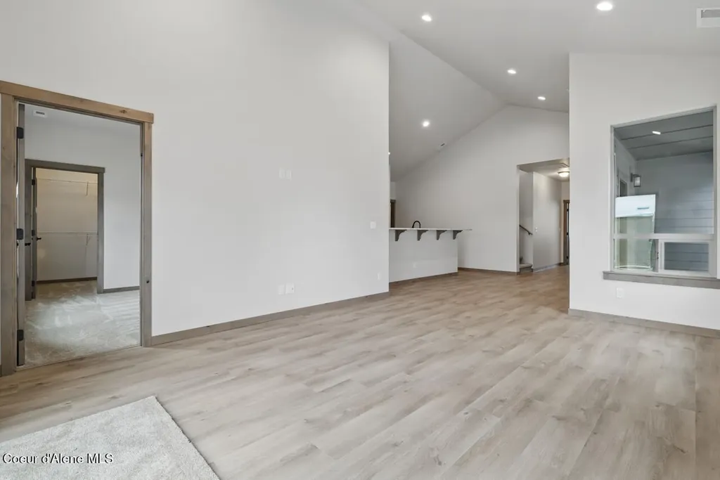 8424 N Snowflake Lane Hayden ID 83835