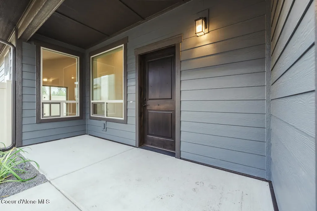 8424 N Snowflake Lane Hayden ID 83835