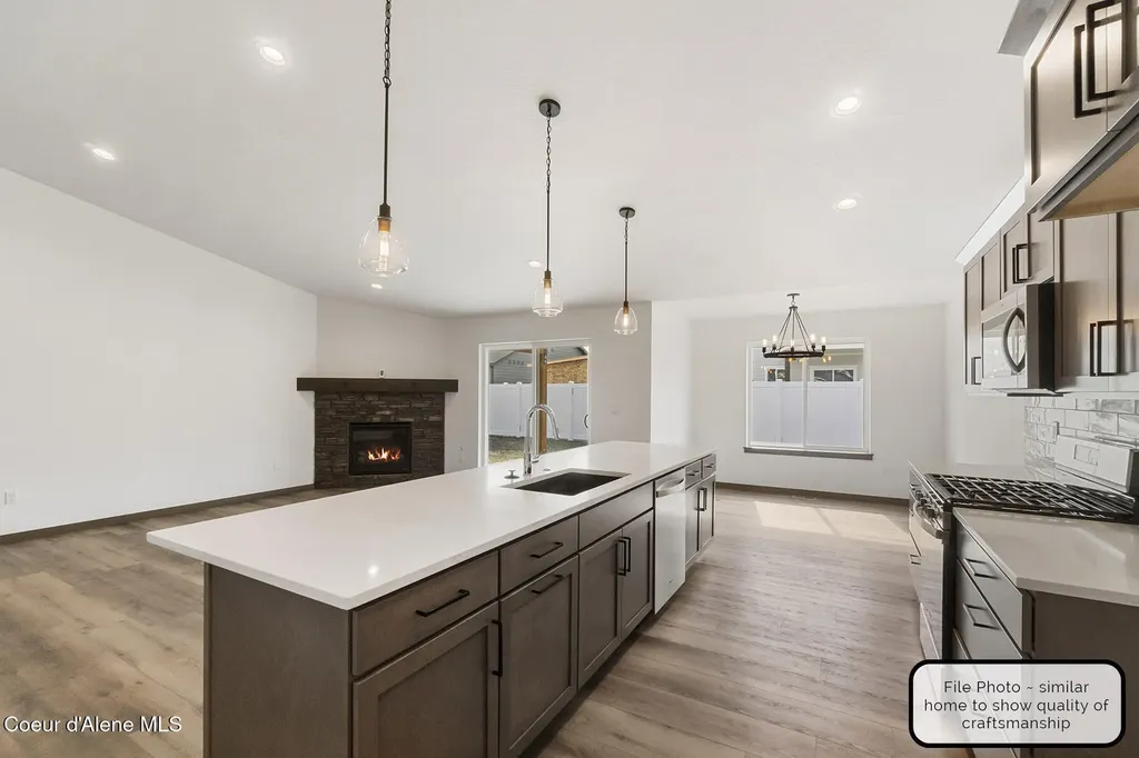 8891 W Swather Avenue Rathdrum ID 83858