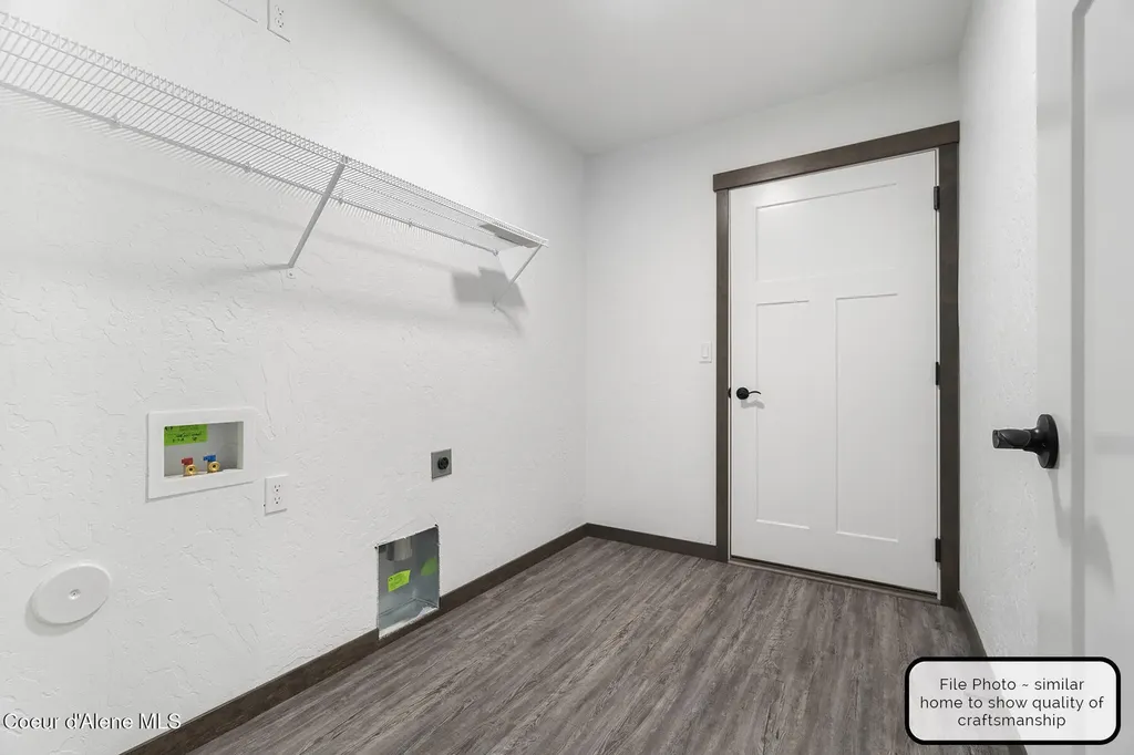 8930 W Swather Avenue Rathdrum ID 83858