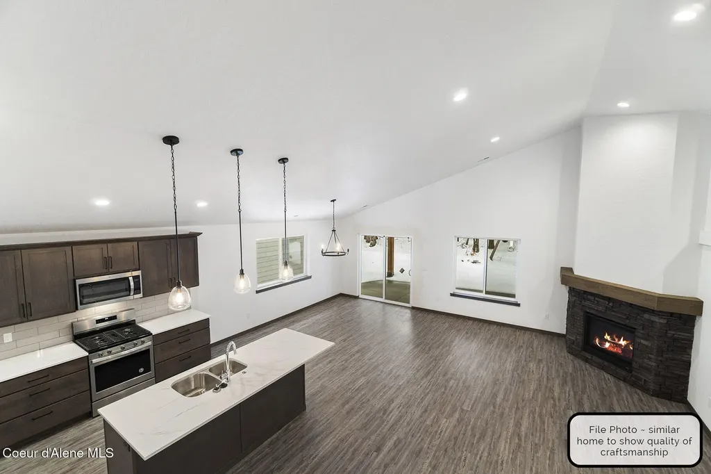 8930 W Swather Avenue Rathdrum ID 83858