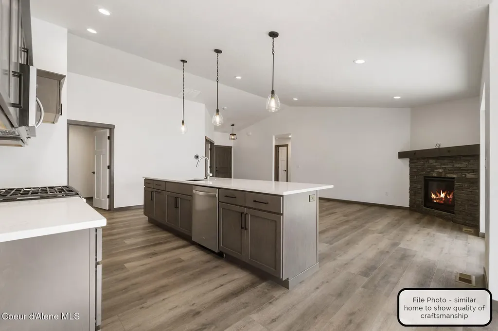 8929 W Swather Avenue Rathdrum ID 83858