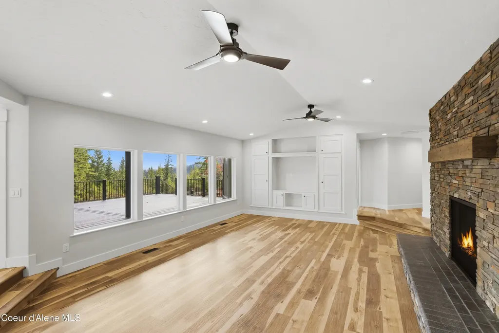 422 Roop Road Cocolalla ID 83813