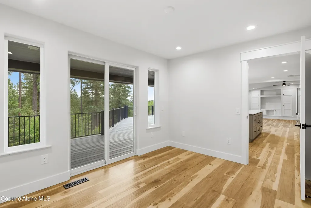 422 Roop Road Cocolalla ID 83813