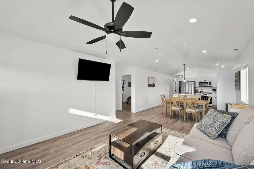 172 W Dustarr Lane Ponderay ID 83852