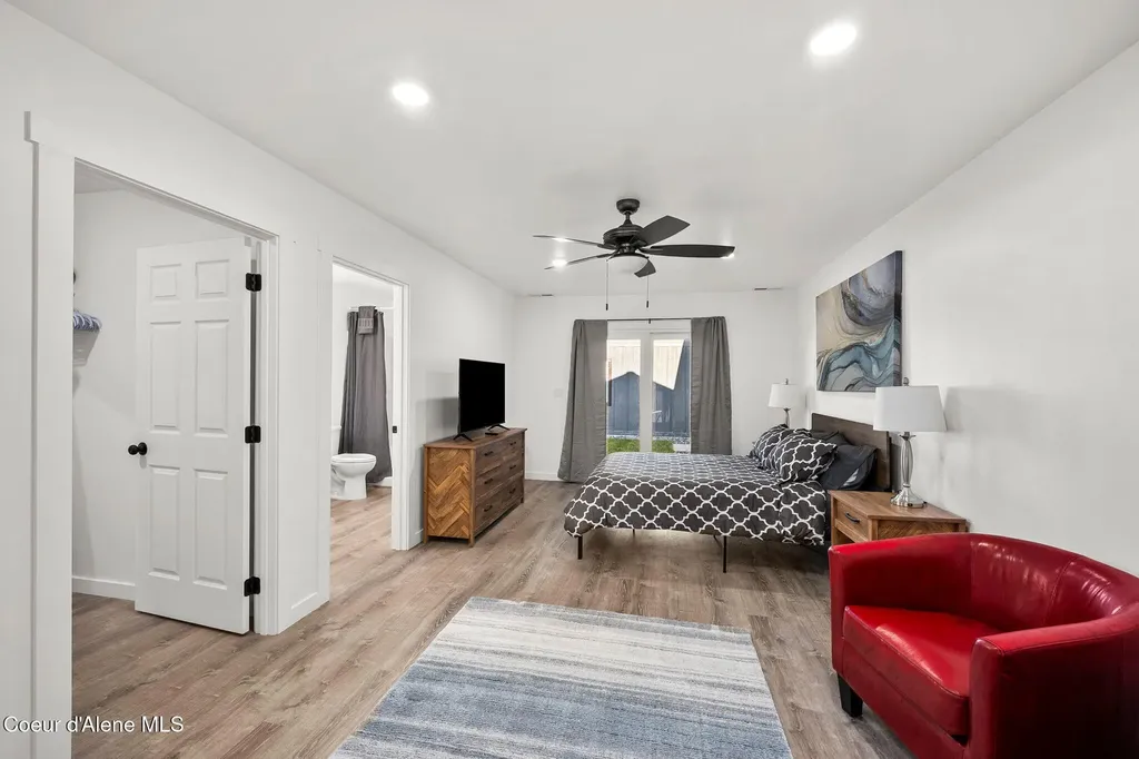 172 W Dustarr Lane Ponderay ID 83852