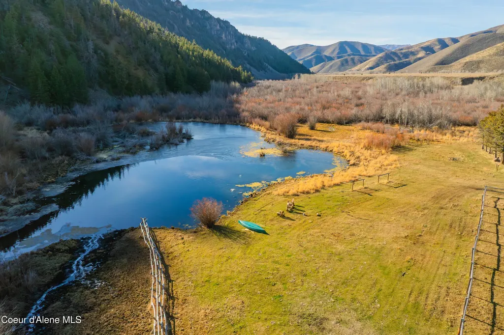 708 E Fork Road Hailey ID 83333